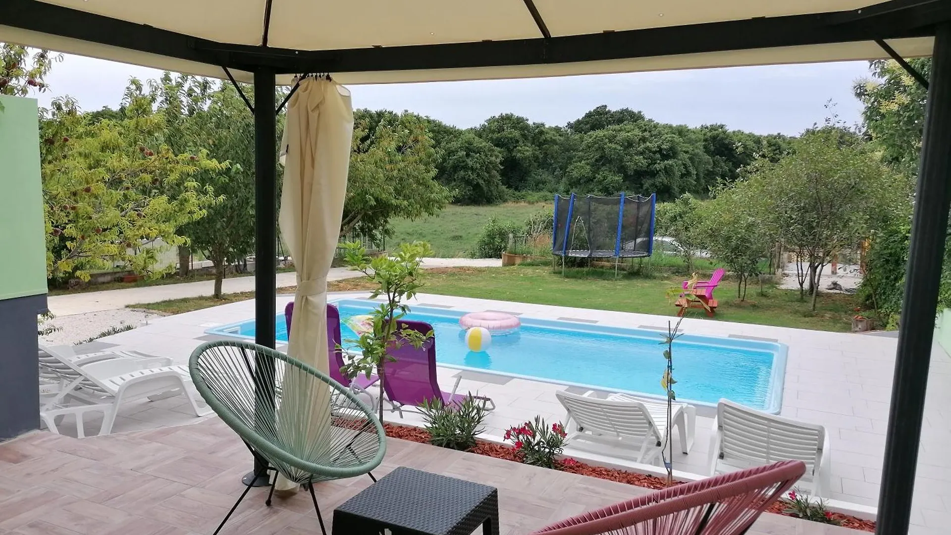 Luxury Art Apartment Pula 0*,  Hırvatistan