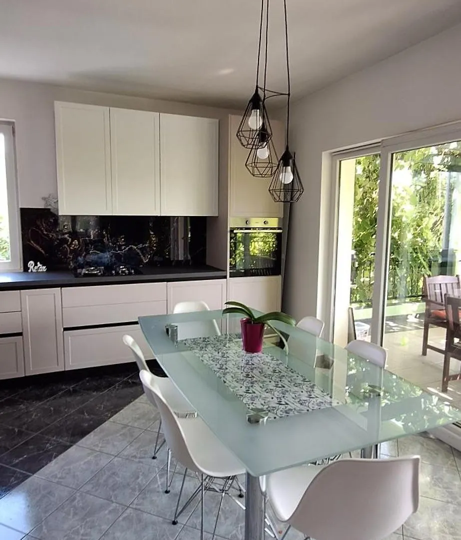 Luxury Art Apartment Pula Hırvatistan