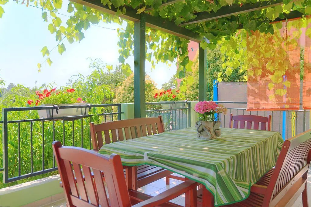 Luxury Art Apartment Pula 0*,  Hırvatistan